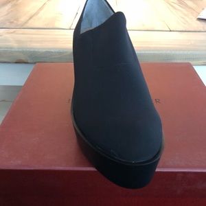 Donald Pliner brand new shoes